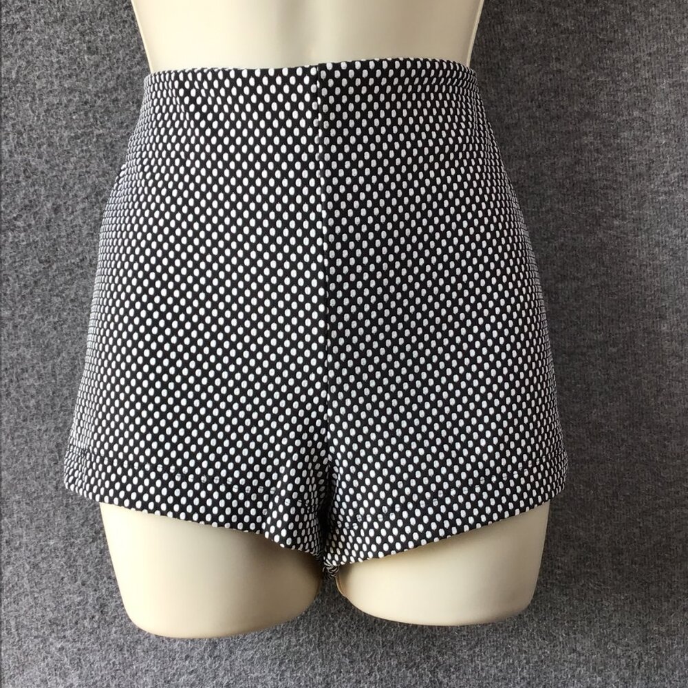 Forever 21 Y2K Style Black and‎ White Polka Dot Dress Shorts Sz L